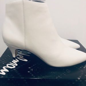 Sam Edelman Kinzey Kitten Heel Bootie